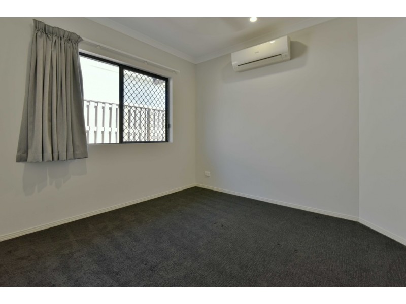 4 Vector Court, Cannonvale QLD 4802