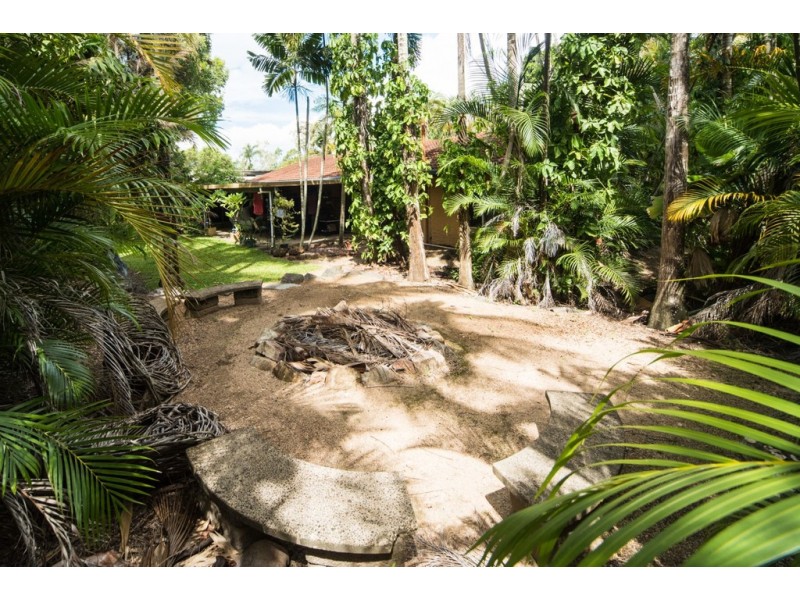 473 Shute Harbour Road, Mount Julian QLD 4800