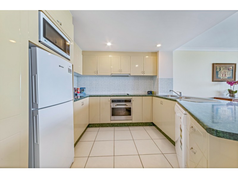21/4 Golden Orchid Drive, Airlie Beach QLD 4802