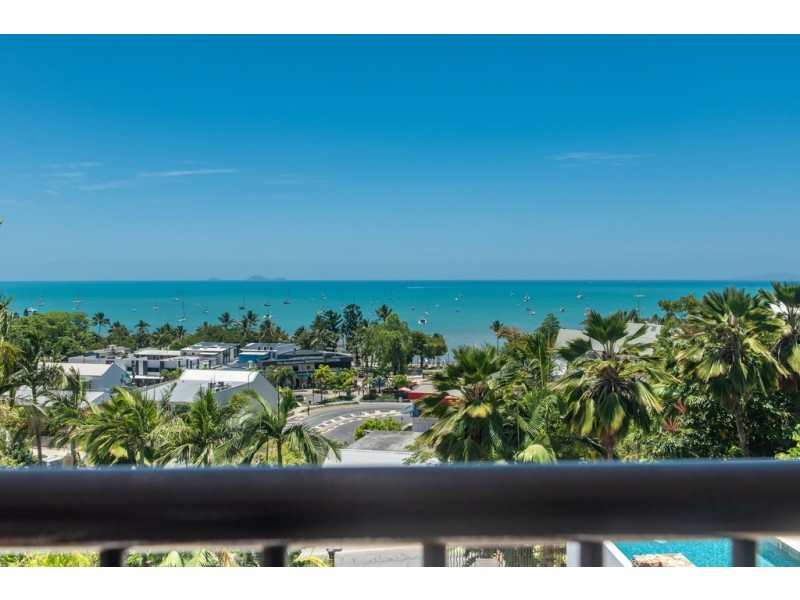21/4 Golden Orchid Drive, Airlie Beach QLD 4802