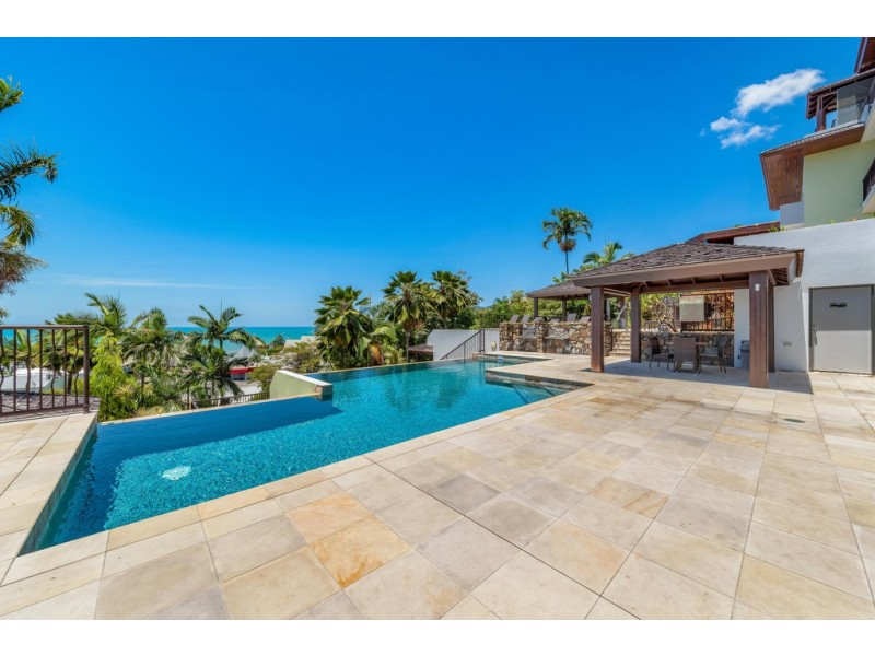 21/4 Golden Orchid Drive, Airlie Beach QLD 4802