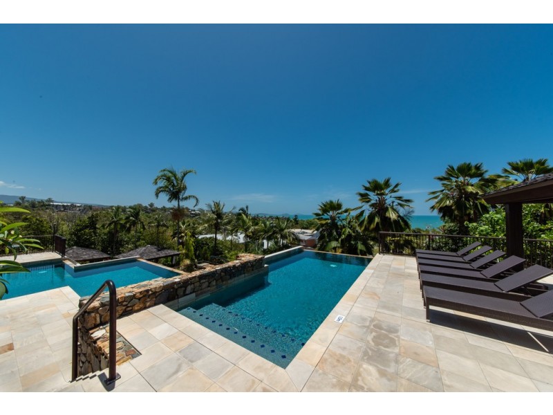 21/4 Golden Orchid Drive, Airlie Beach QLD 4802