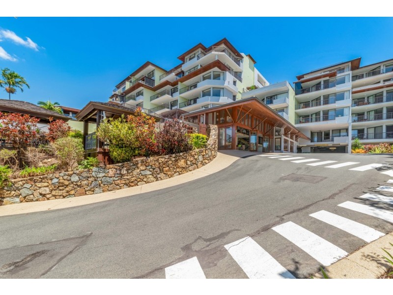 21/4 Golden Orchid Drive, Airlie Beach QLD 4802