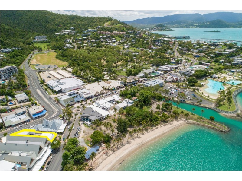 295 Shute Harbour Rd/Airlie Esplanade, Airlie Beach QLD 4802
