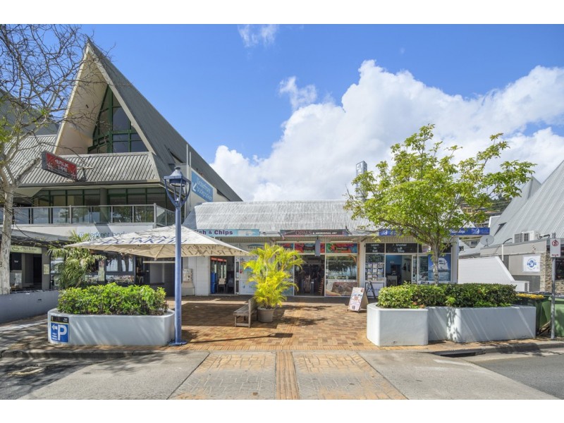 295 Shute Harbour Rd/Airlie Esplanade, Airlie Beach QLD 4802