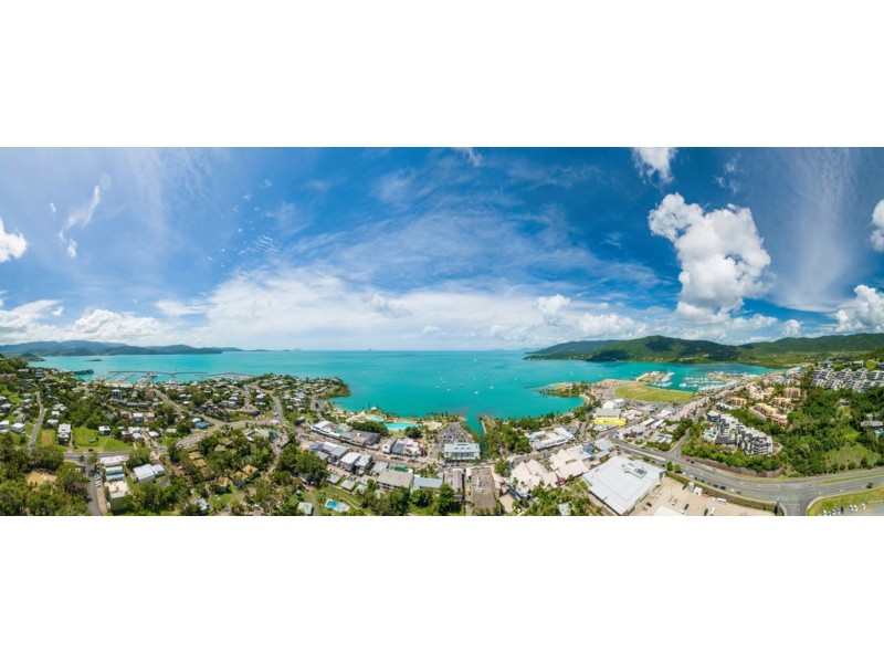 295 Shute Harbour Rd/Airlie Esplanade, Airlie Beach QLD 4802