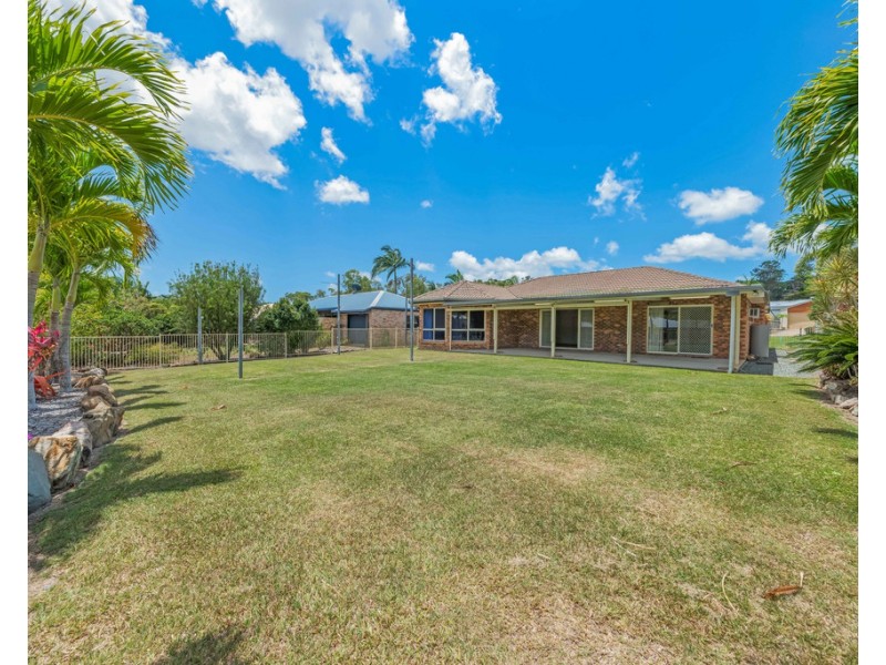 26 Valley Drive, Cannonvale QLD 4802