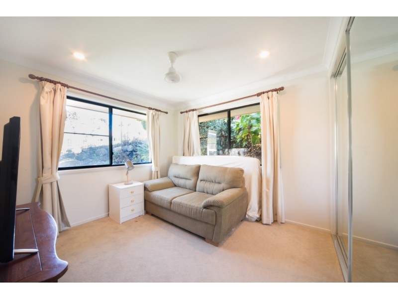 15 Jonquill Court, Cannonvale QLD 4802