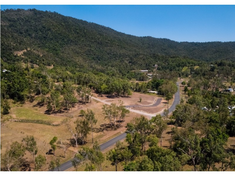 102/461A Sugarloaf Road, Riordanvale QLD 4800