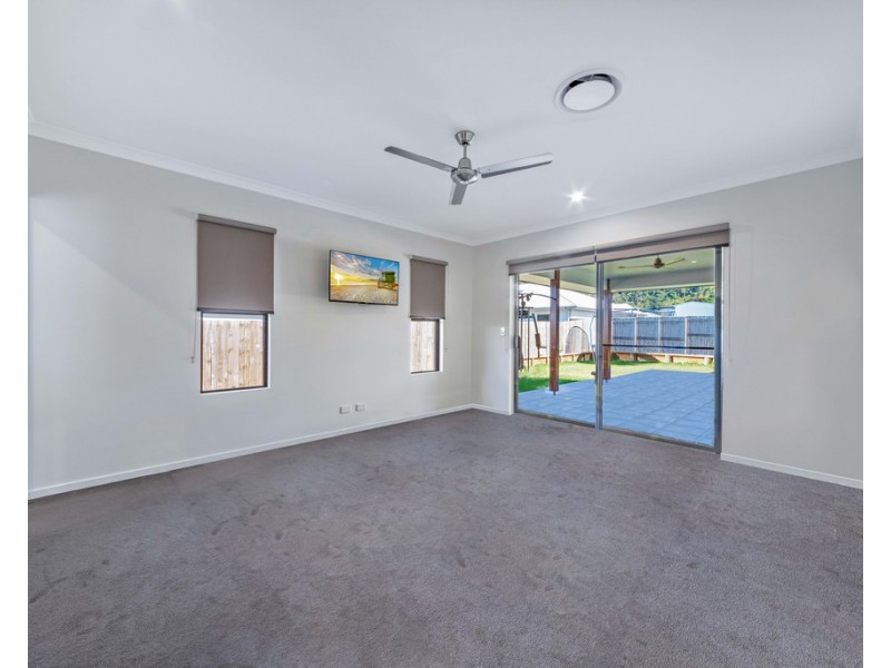 23 Stanley Drive, Cannonvale QLD 4802