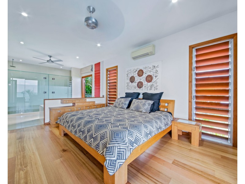 9 Jessies Way, Cannonvale QLD 4802