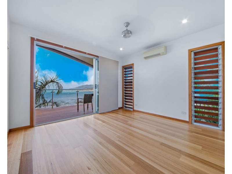 9 Jessies Way, Cannonvale QLD 4802