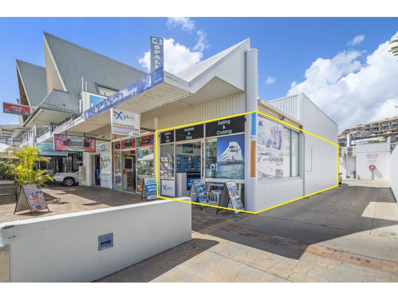 1/4 Airlie Esplanade, Airlie Beach QLD 4802
