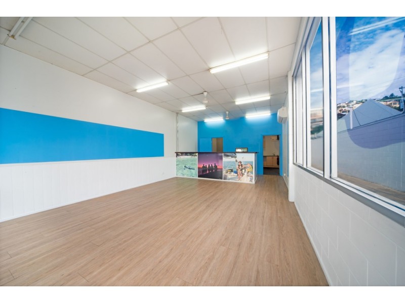 1/4 Airlie Esplanade, Airlie Beach QLD 4802