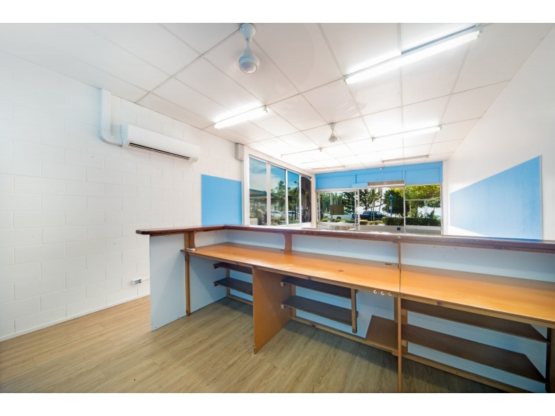 1/4 Airlie Esplanade, Airlie Beach QLD 4802