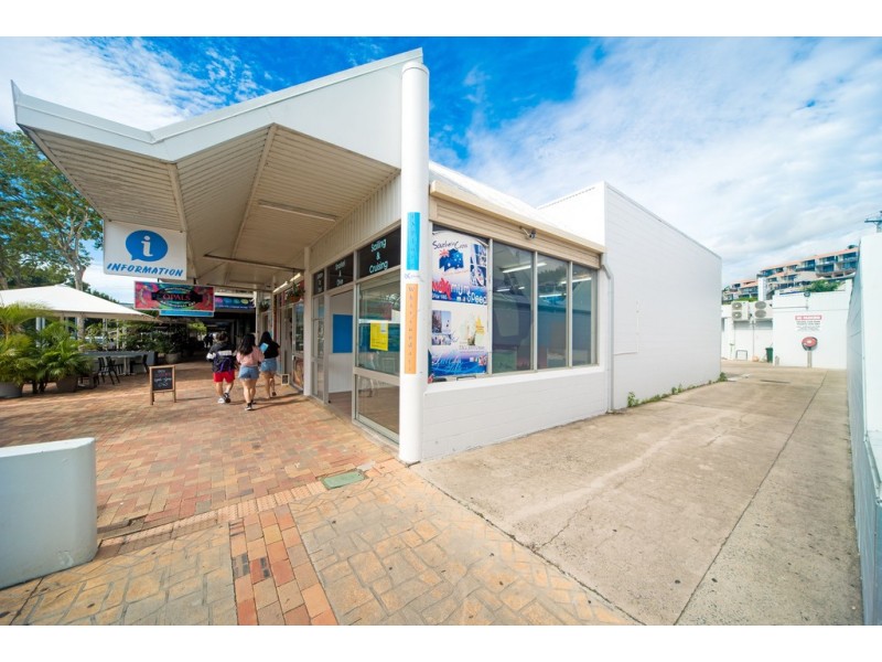 1/4 Airlie Esplanade, Airlie Beach QLD 4802