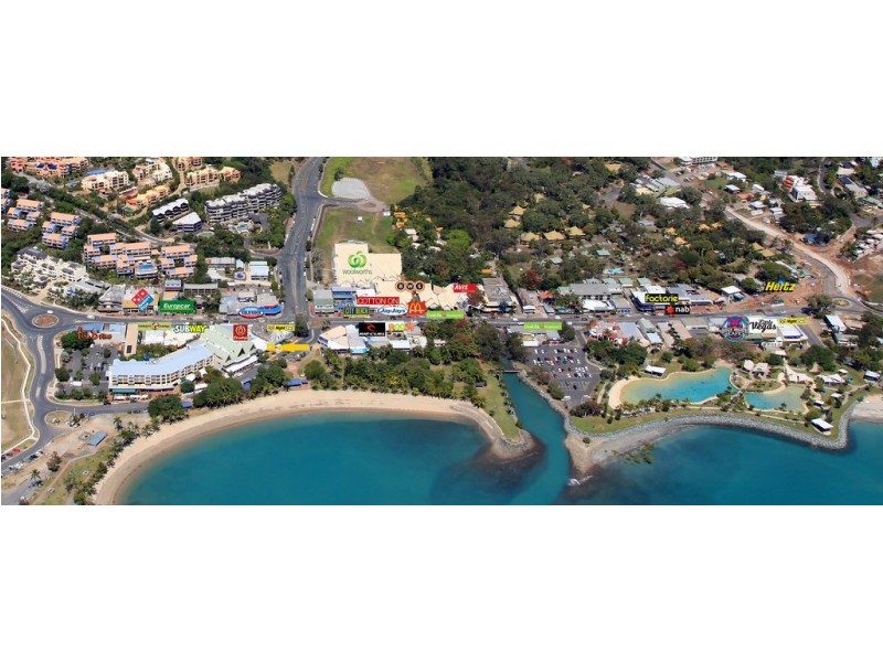 1/4 Airlie Esplanade, Airlie Beach QLD 4802