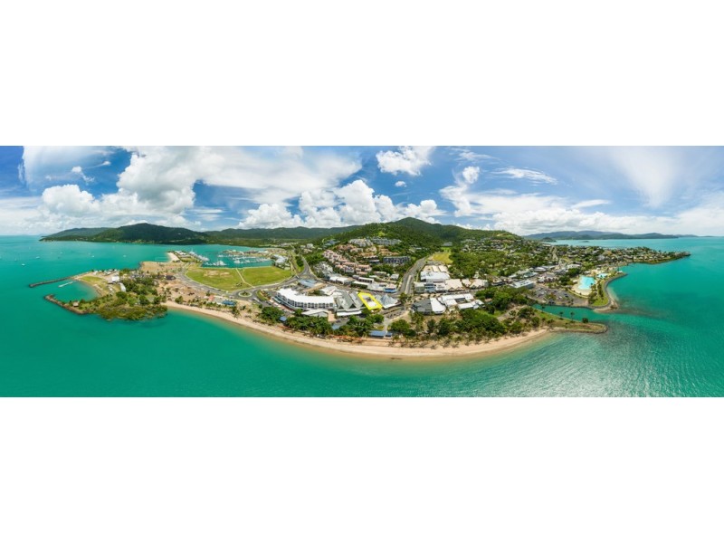 1/4 Airlie Esplanade, Airlie Beach QLD 4802