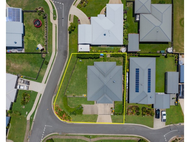 1 Golden Wattle Street, Proserpine QLD 4800