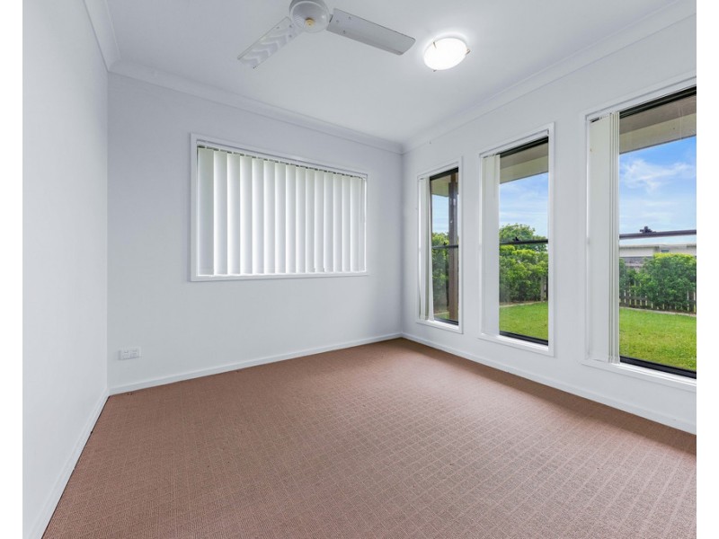 1 Golden Wattle Street, Proserpine QLD 4800