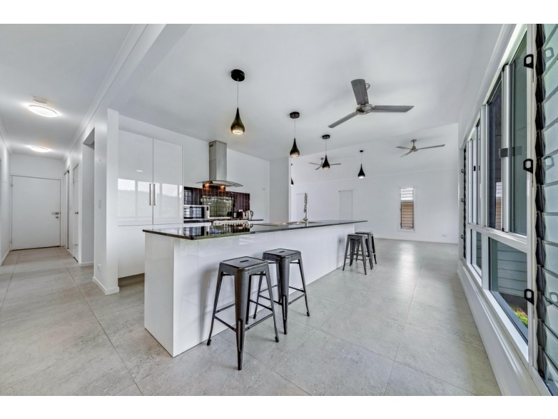 12 Curlew Court, Jubilee Pocket QLD 4802