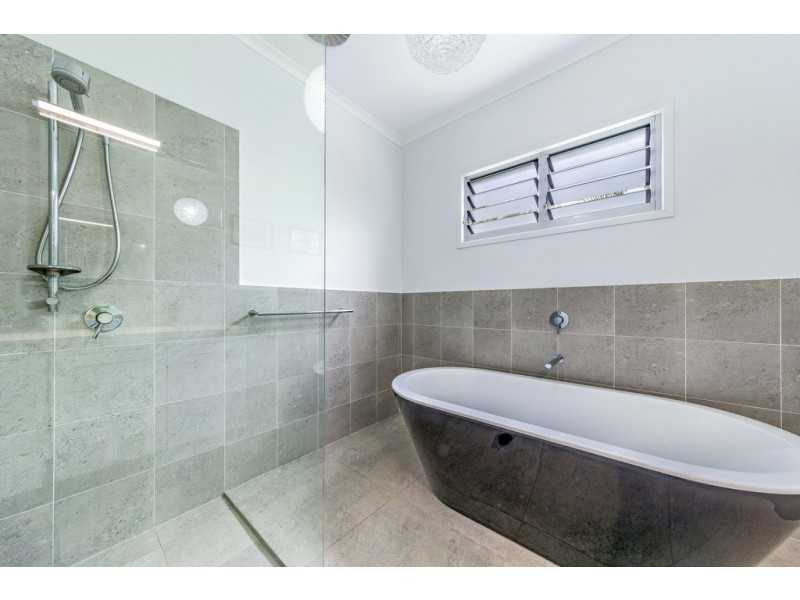 12 Curlew Court, Jubilee Pocket QLD 4802