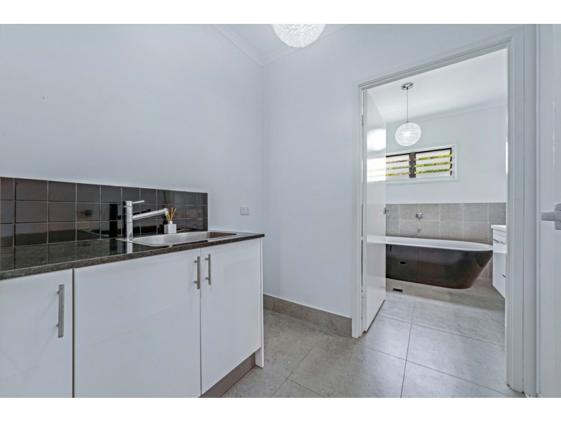 12 Curlew Court, Jubilee Pocket QLD 4802