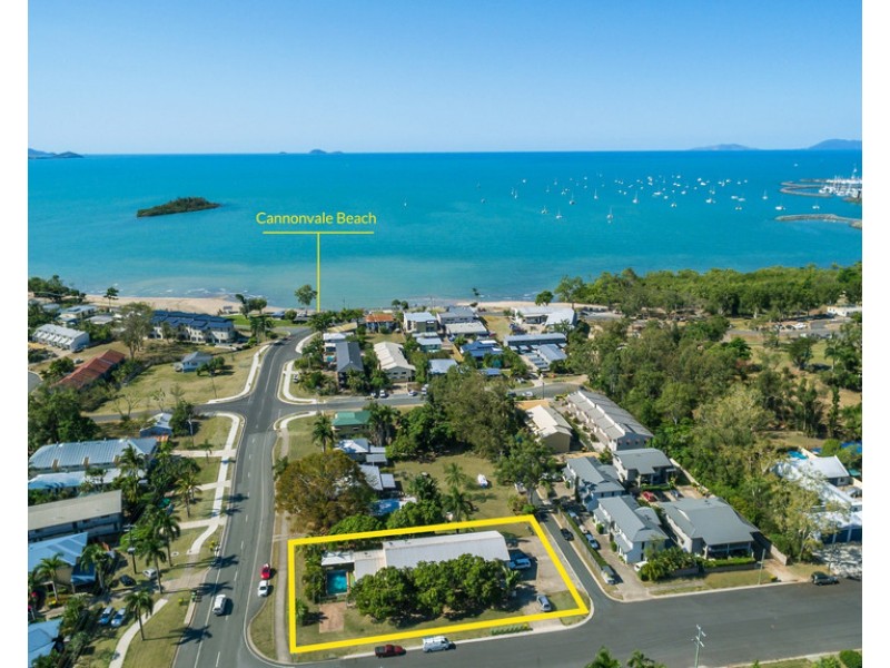 13 Beach Road, Cannonvale QLD 4802
