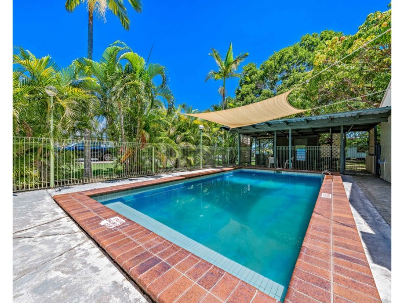 13 Beach Road, Cannonvale QLD 4802