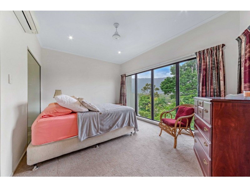 31B Kingfisher Terrace, Jubilee Pocket QLD 4802