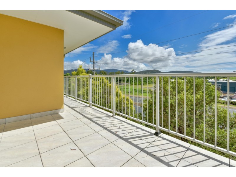 Unit 1/152 Shute Harbour Road, Cannonvale QLD 4802