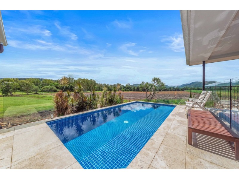 25 Windemere Drive, Strathdickie QLD 4800