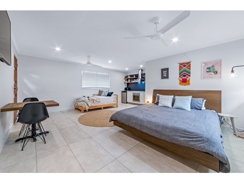 25 Windemere Drive, Strathdickie QLD 4800