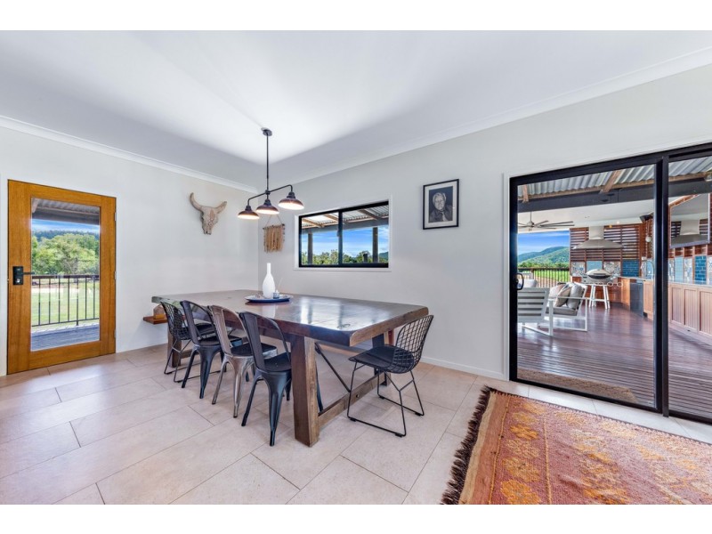 25 Windemere Drive, Strathdickie QLD 4800