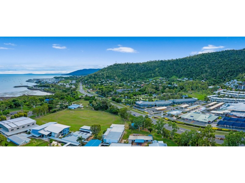 12/228-230 Shute Harbour Road, Cannonvale QLD 4802