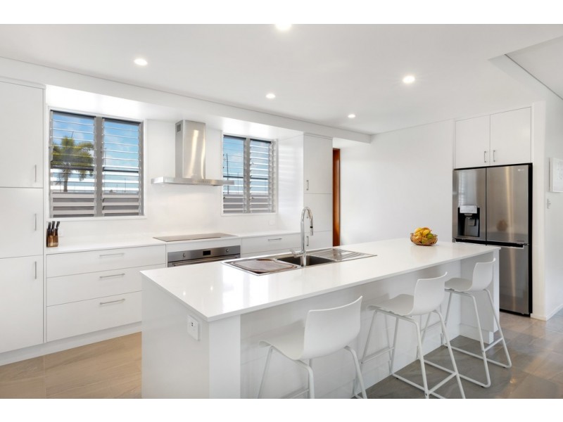 20 The Cove Rd, Airlie Beach QLD 4802