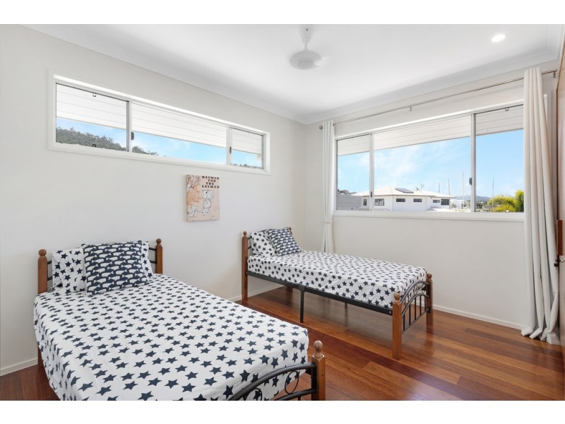 20 The Cove Rd, Airlie Beach QLD 4802