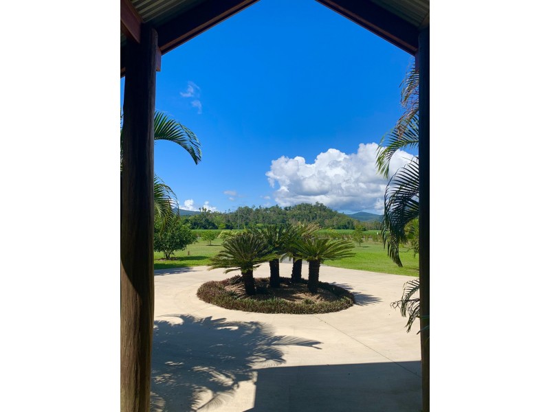 567 Strathdickie Road, Strathdickie QLD 4800