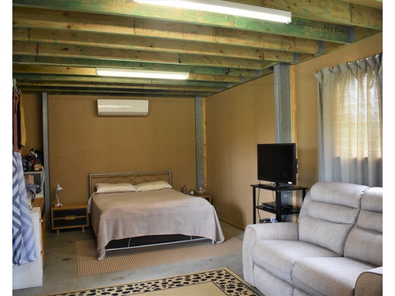 78 Hydeaway Bay Drive, Hideaway Bay QLD 4800