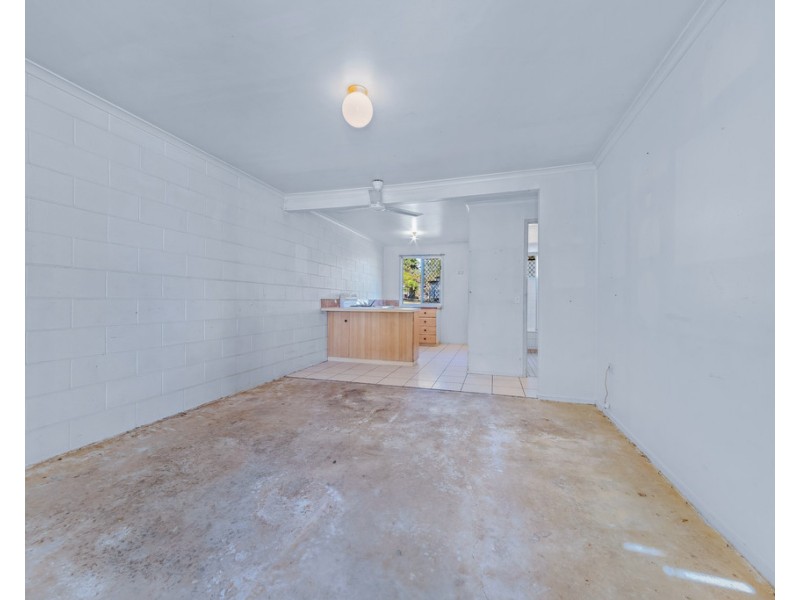 10/6 Saint Martins Lane, Cannonvale QLD 4802