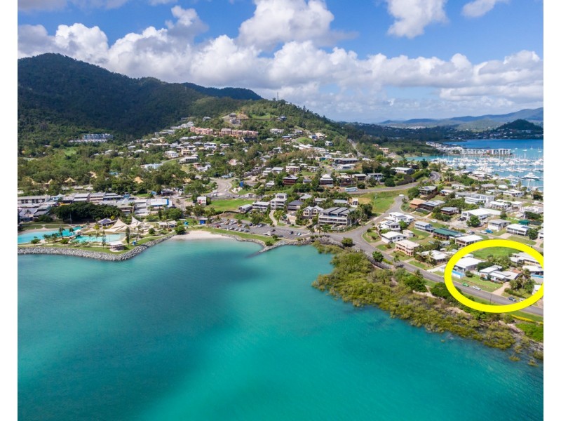4 Broadwater Avenue, Airlie Beach QLD 4802