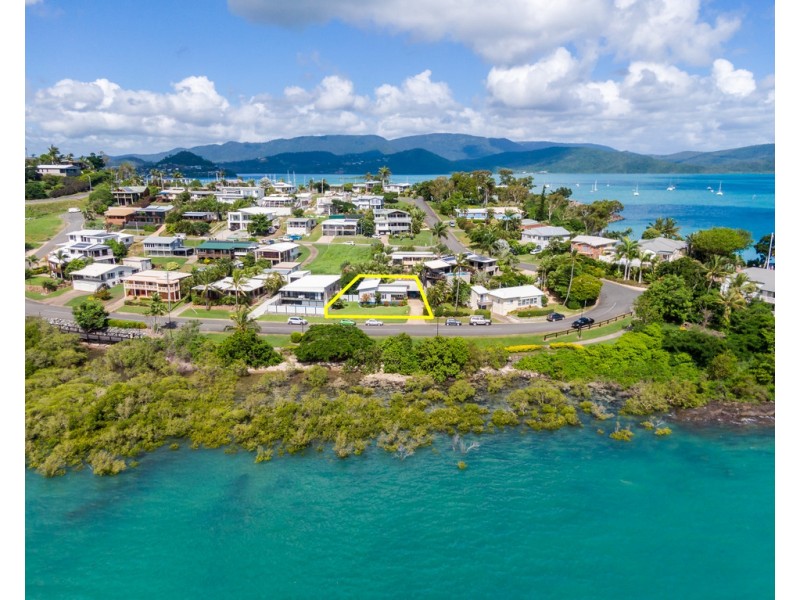 4 Broadwater Avenue, Airlie Beach QLD 4802