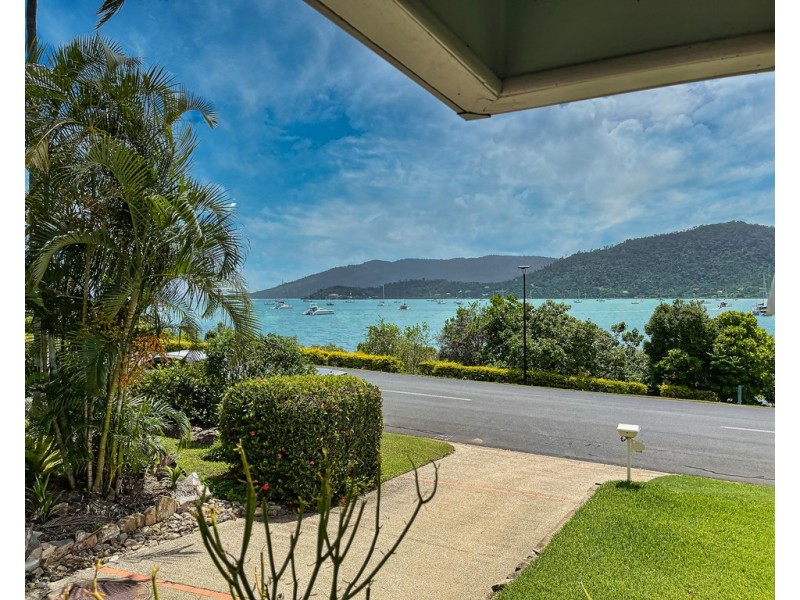 4 Broadwater Avenue, Airlie Beach QLD 4802