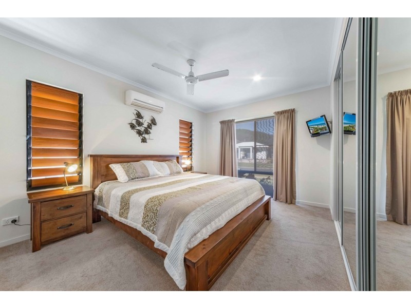 47 Abell Road, Cannonvale QLD 4802