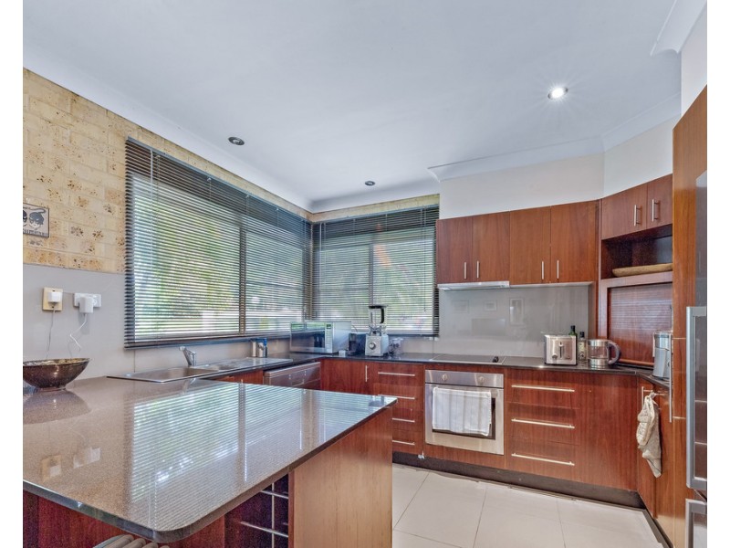 1/9 Duell Road, Cannonvale QLD 4802