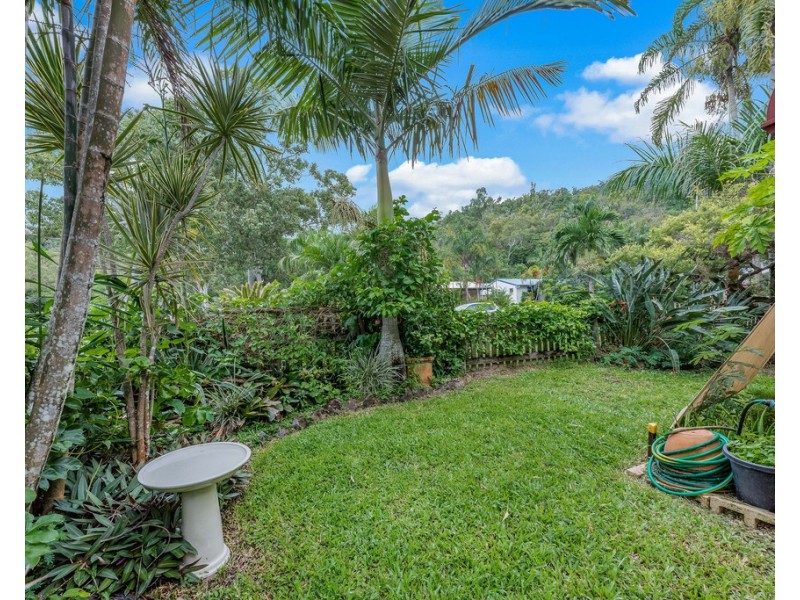 1/9 Duell Road, Cannonvale QLD 4802