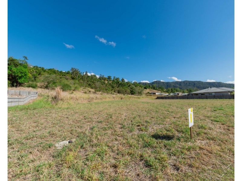 58 South Molle Boulevard, Cannonvale QLD 4802