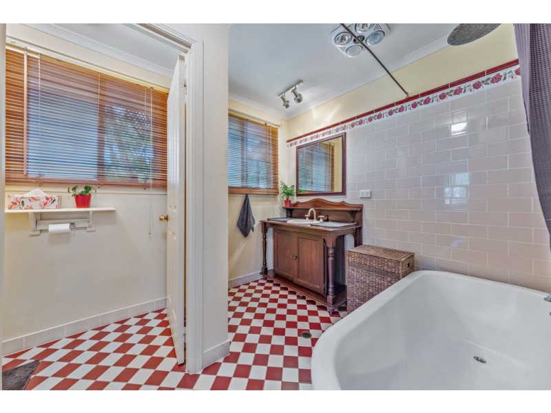 20 Border Drive, Cannonvale QLD 4802