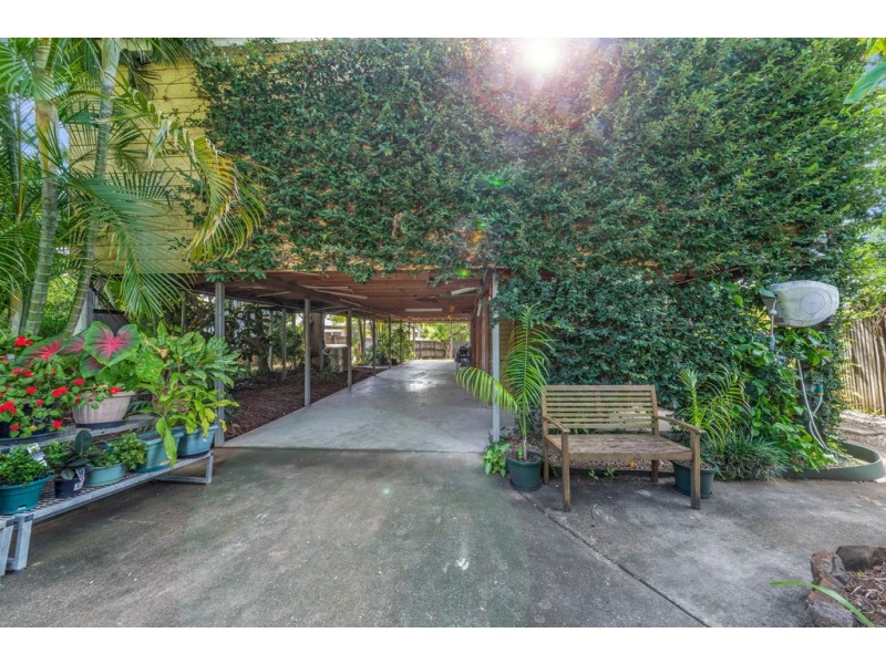 20 Border Drive, Cannonvale QLD 4802