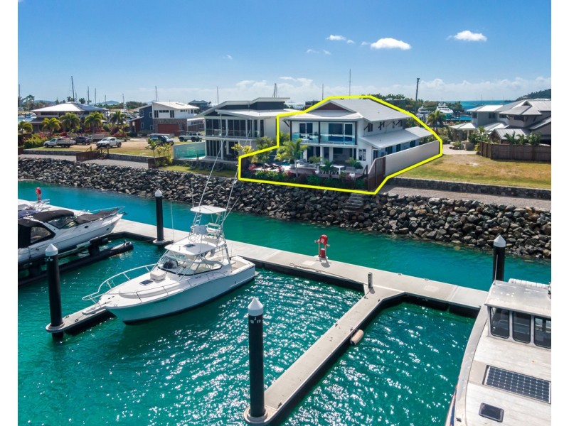 16 The Cove, Airlie Beach QLD 4802